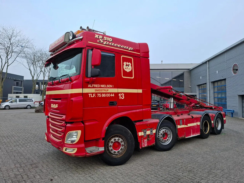 DAF XF106-510 / 8X4 / DEB / 2XSTEERING AXLE / ONLY:565571 KM / LEATHER / AUTOMATIC / EURO-6 / 2014 - Cab chassis truck: picture 1 DAF XF106-510 / 8X4 / DEB / 2XSTEERING AXLE / ONLY:565571 KM / LEATHER / AUTOMATIC / EURO-6 / 2014 - Cab chassis truck: picture 1