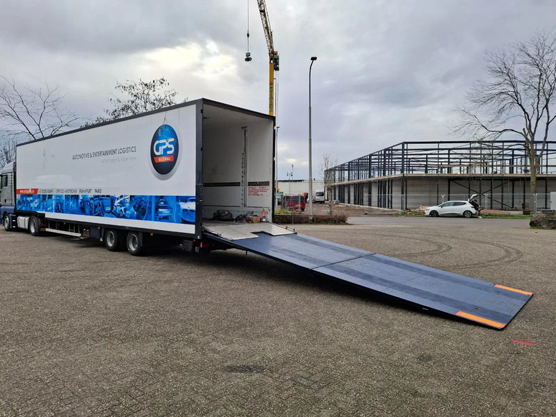 LECI TRAILER SR2E / NL RACE TRAILER / CAR TRANSPORT / 6CARS / 2XLIFT 3TON / WINCH / TUV:27-02-2026 / 2002 - Autotransporter semi-trailer: picture 4 LECI TRAILER SR2E / NL RACE TRAILER / CAR TRANSPORT / 6CARS / 2XLIFT 3TON / WINCH / TUV:27-02-2026 / 2002 - Autotransporter semi-trailer: picture 4