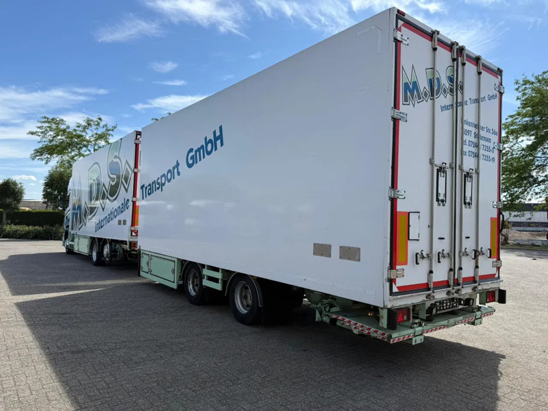 Scania R450 / RETARDER / ISOLATED GERMAN FLOWER COMBI / THROUGH-LOADING SYSTEM / SMART TACHO / 2XPLATFORM / LIFT+LENKACHSE / LWDS / EUR - Refrigerator truck: picture 3 Scania R450 / RETARDER / ISOLATED GERMAN FLOWER COMBI / THROUGH-LOADING SYSTEM / SMART TACHO / 2XPLATFORM / LIFT+LENKACHSE / LWDS / EUR - Refrigerator truck: picture 3