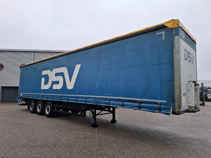 Schmitz Cargobull SCB*S3T / SLIDING ROOF / GALVANIZED CHASSIS / LIFT 2TON / FERRY EYES / 2018 - Curtainsider semi-trailer: picture 2 Schmitz Cargobull SCB*S3T / SLIDING ROOF / GALVANIZED CHASSIS / LIFT 2TON / FERRY EYES / 2018 - Curtainsider semi-trailer: picture 2