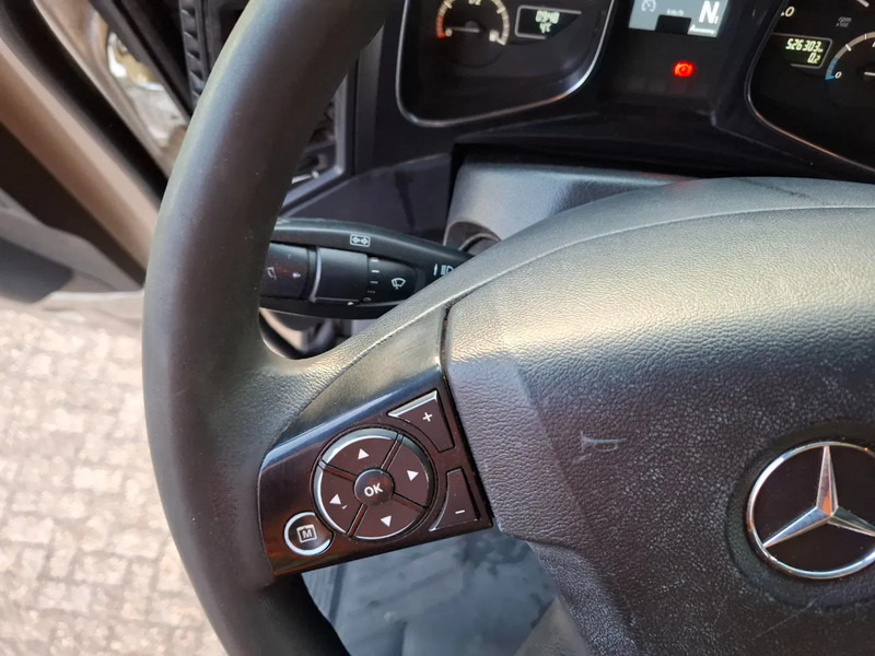Tractor unit Mercedes-Benz Actros 1842 / NL TRUCK / MEGA / TUV:12-02-2026 / GIGASPACE / ONLY:526303 KM / SMART TACHO / AUTOMATIC / EURO-6 / 2012: picture 14 Tractor unit Mercedes-Benz Actros 1842 / NL TRUCK / MEGA / TUV:12-02-2026 / GIGASPACE / ONLY:526303 KM / SMART TACHO / AUTOMATIC / EURO-6 / 2012: picture 14