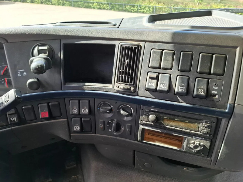 Tractor unit Volvo FH13-540 / HYDRAULICS / VEB+ / TUV:01-04-2026 / FRIDGE / AIRCO / SIDESKIRTS / AUTOMATIC / EURO-5 / 2012: picture 17