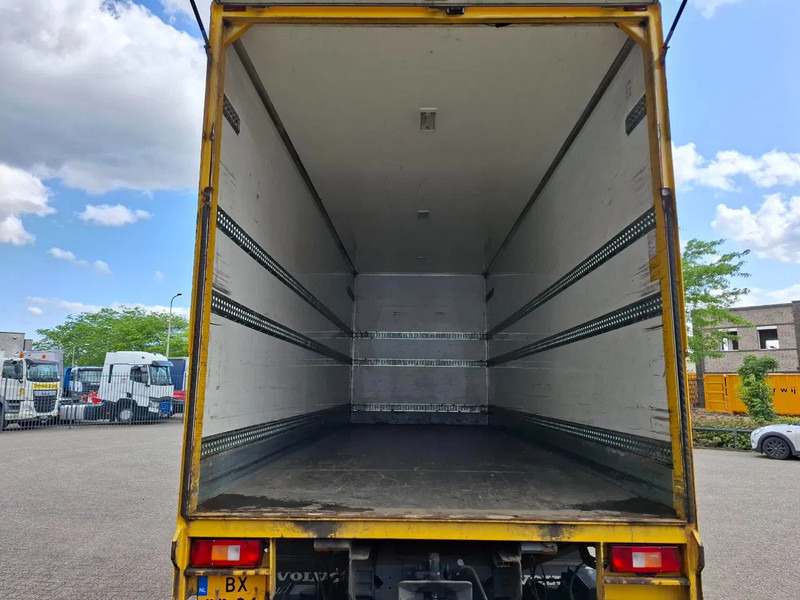 Leasing of Volvo FH13-420 / NL TRUCK / PLATFORM 2000KG / AIRCO / FRIDGE / AUTOMATIC / EURO-5 / 2010 Volvo FH13-420 / NL TRUCK / PLATFORM 2000KG / AIRCO / FRIDGE / AUTOMATIC / EURO-5 / 2010: picture 6 Leasing of Volvo FH13-420 / NL TRUCK / PLATFORM 2000KG / AIRCO / FRIDGE / AUTOMATIC / EURO-5 / 2010 Volvo FH13-420 / NL TRUCK / PLATFORM 2000KG / AIRCO / FRIDGE / AUTOMATIC / EURO-5 / 2010: picture 6