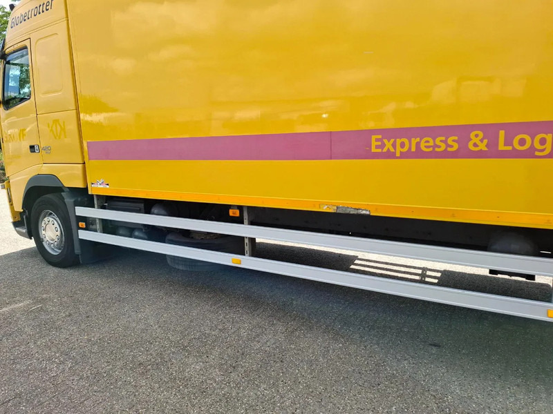 Leasing of Volvo FH13-420 / NL TRUCK / PLATFORM 2000KG / AIRCO / FRIDGE / AUTOMATIC / EURO-5 / 2010 Volvo FH13-420 / NL TRUCK / PLATFORM 2000KG / AIRCO / FRIDGE / AUTOMATIC / EURO-5 / 2010: picture 13 Leasing of Volvo FH13-420 / NL TRUCK / PLATFORM 2000KG / AIRCO / FRIDGE / AUTOMATIC / EURO-5 / 2010 Volvo FH13-420 / NL TRUCK / PLATFORM 2000KG / AIRCO / FRIDGE / AUTOMATIC / EURO-5 / 2010: picture 13