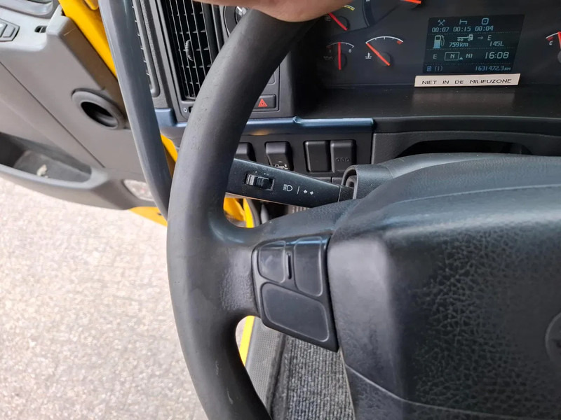 Leasing of Volvo FH13-420 / NL TRUCK / PLATFORM 2000KG / AIRCO / FRIDGE / AUTOMATIC / EURO-5 / 2010 Volvo FH13-420 / NL TRUCK / PLATFORM 2000KG / AIRCO / FRIDGE / AUTOMATIC / EURO-5 / 2010: picture 18 Leasing of Volvo FH13-420 / NL TRUCK / PLATFORM 2000KG / AIRCO / FRIDGE / AUTOMATIC / EURO-5 / 2010 Volvo FH13-420 / NL TRUCK / PLATFORM 2000KG / AIRCO / FRIDGE / AUTOMATIC / EURO-5 / 2010: picture 18