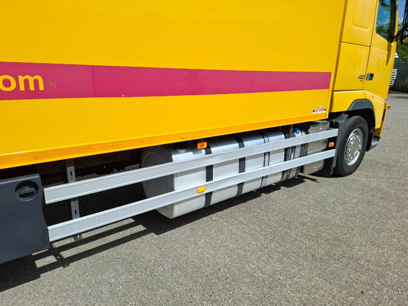 Leasing of Volvo FH13-420 / NL TRUCK / PLATFORM 2000KG / AIRCO / FRIDGE / AUTOMATIC / EURO-5 / 2010 Volvo FH13-420 / NL TRUCK / PLATFORM 2000KG / AIRCO / FRIDGE / AUTOMATIC / EURO-5 / 2010: picture 14 Leasing of Volvo FH13-420 / NL TRUCK / PLATFORM 2000KG / AIRCO / FRIDGE / AUTOMATIC / EURO-5 / 2010 Volvo FH13-420 / NL TRUCK / PLATFORM 2000KG / AIRCO / FRIDGE / AUTOMATIC / EURO-5 / 2010: picture 14