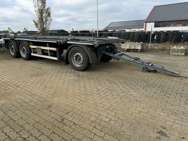 Bulthuis ASGA 05, Portaal- & Container - Container transporter/ Swap body semi-trailer: picture 1 Bulthuis ASGA 05, Portaal- & Container - Container transporter/ Swap body semi-trailer: picture 1