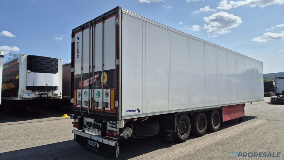 SCHMITZ CARGOBULL SKO 24/L - 13.4 FP60 COOL - mrazírenský návěs + diesel-ekektrický agregát CARRIER MAXIMA 1300 - Refrigerator semi-trailer: picture 3 SCHMITZ CARGOBULL SKO 24/L - 13.4 FP60 COOL - mrazírenský návěs + diesel-ekektrický agregát CARRIER MAXIMA 1300 - Refrigerator semi-trailer: picture 3
