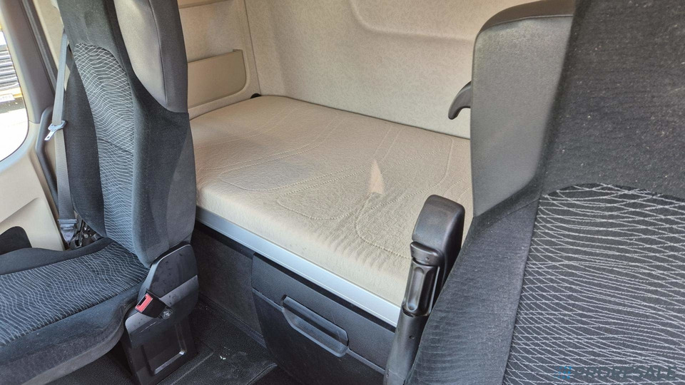 MERCEDES-BENZ ACTROS 1845 GIGA SPACE EURO 6 - Tractor unit: picture 5 MERCEDES-BENZ ACTROS 1845 GIGA SPACE EURO 6 - Tractor unit: picture 5