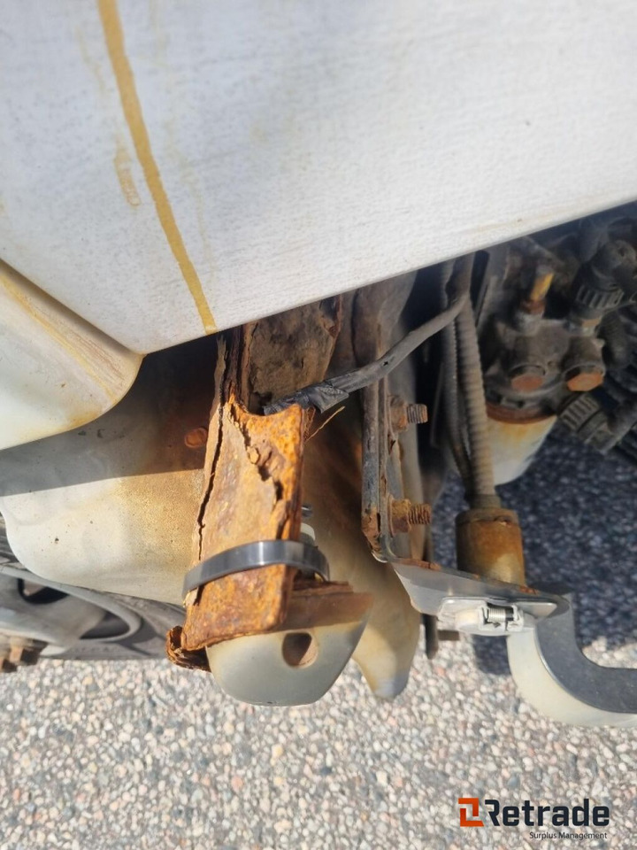 Dropside/ Flatbed truck 2003 lastebil RENAULT 180.08 (Rep objekt): picture 18 Dropside/ Flatbed truck 2003 lastebil RENAULT 180.08 (Rep objekt): picture 18