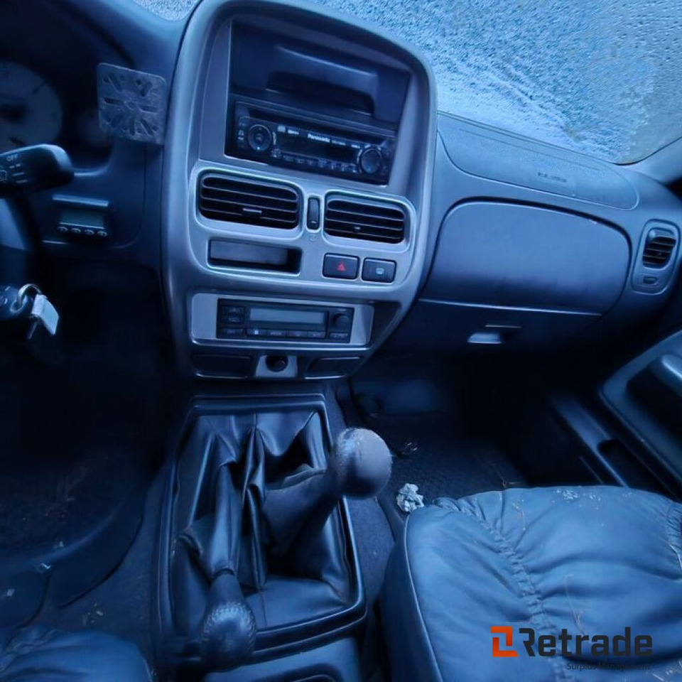2005mod Nissan Navara 2.5td dobbelcabiner - Car: picture 5 2005mod Nissan Navara 2.5td dobbelcabiner - Car: picture 5