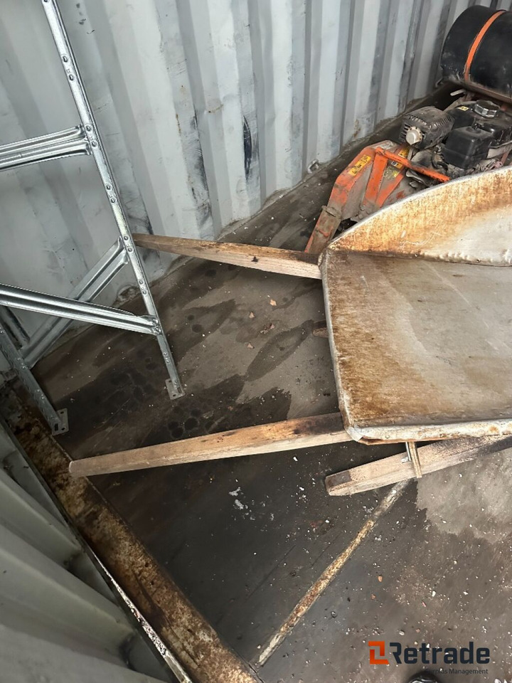 2stk. Asfaltspader + trillebår - Asphalt machine: picture 2 2stk. Asfaltspader + trillebår - Asphalt machine: picture 2