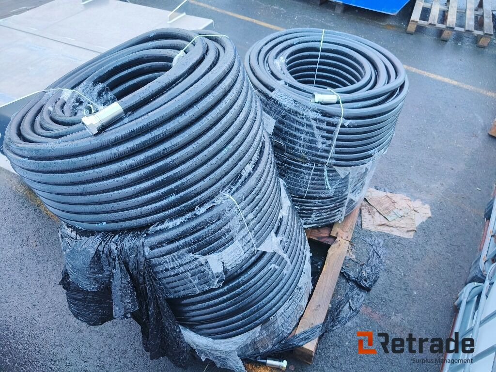 630m Ny luft/vann slange, 25x31 Reinforced PVC Hose - Tool/ Equipment: picture 1 630m Ny luft/vann slange, 25x31 Reinforced PVC Hose - Tool/ Equipment: picture 1