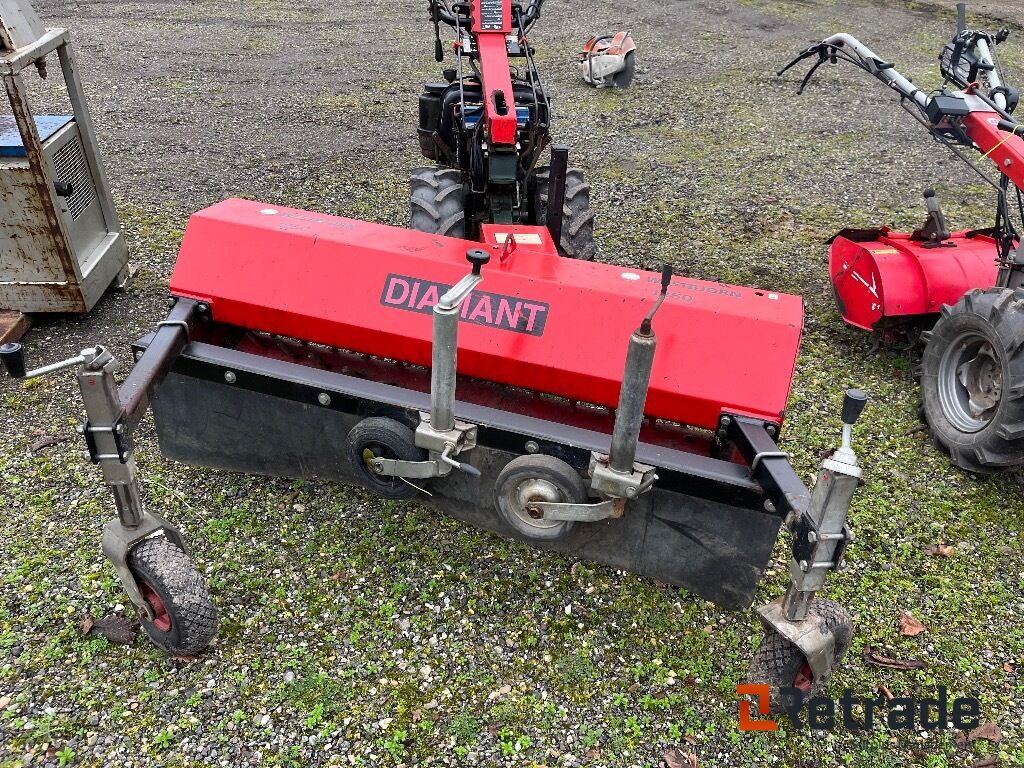 Fejeudstyr Goldoni 140 AB2 Redskabsbærer - Agricultural machinery: picture 4 Fejeudstyr Goldoni 140 AB2 Redskabsbærer - Agricultural machinery: picture 4