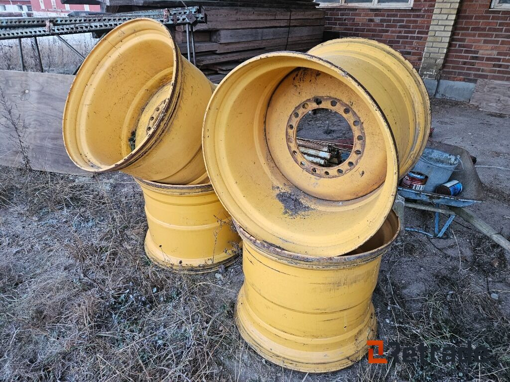 Volvo L90 23,5 fälgar extra breda - Construction machinery: picture 1 Volvo L90 23,5 fälgar extra breda - Construction machinery: picture 1