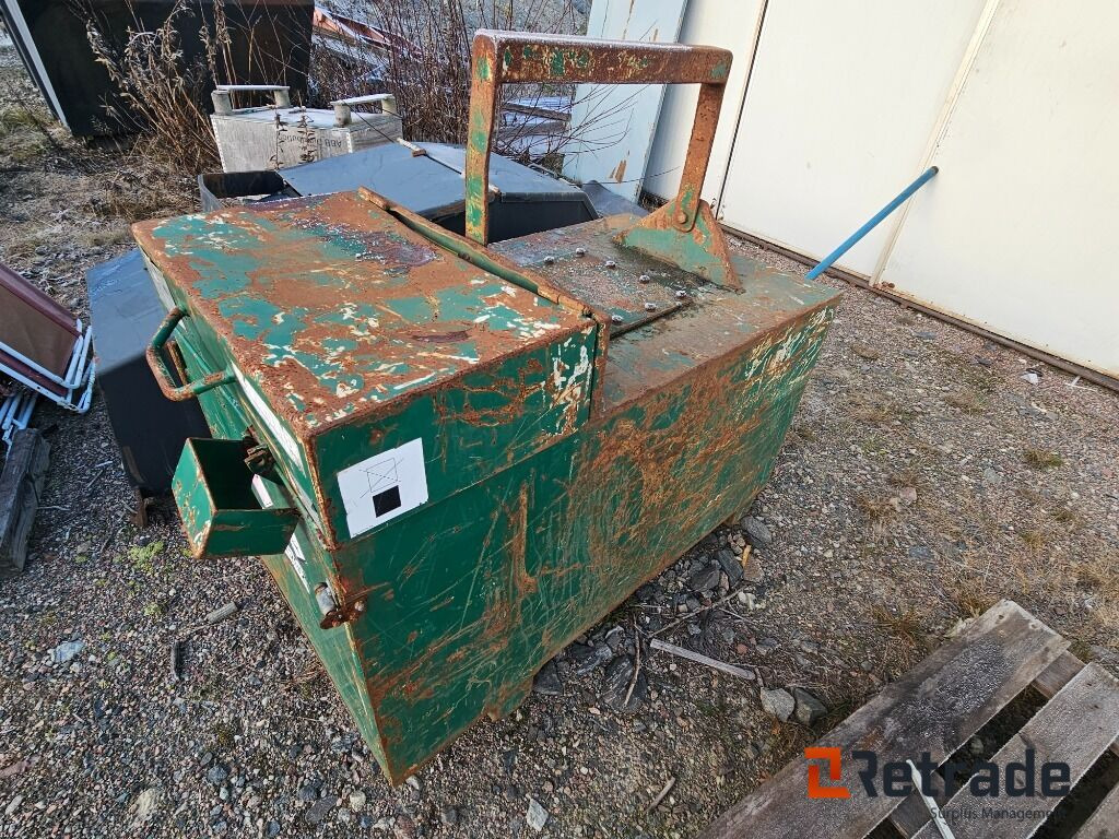 Dieseltank Färmartanken 450Liter - Construction equipment: picture 1 Dieseltank Färmartanken 450Liter - Construction equipment: picture 1