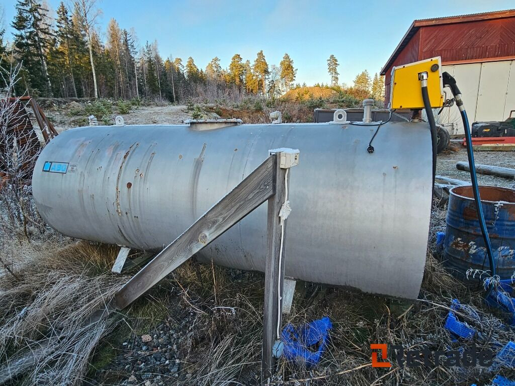 Farmartank 5m3 med pump. - Construction equipment: picture 3 Farmartank 5m3 med pump. - Construction equipment: picture 3