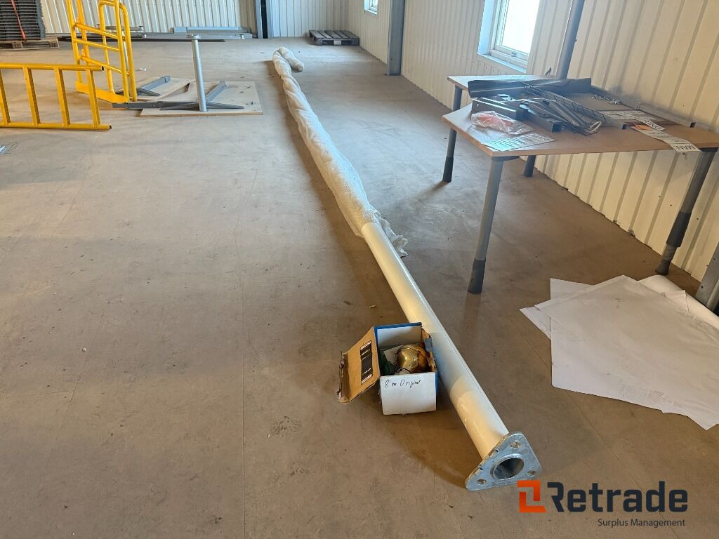 Flaggstång Formenta 8m - Tool/ Equipment: picture 1 Flaggstång Formenta 8m - Tool/ Equipment: picture 1