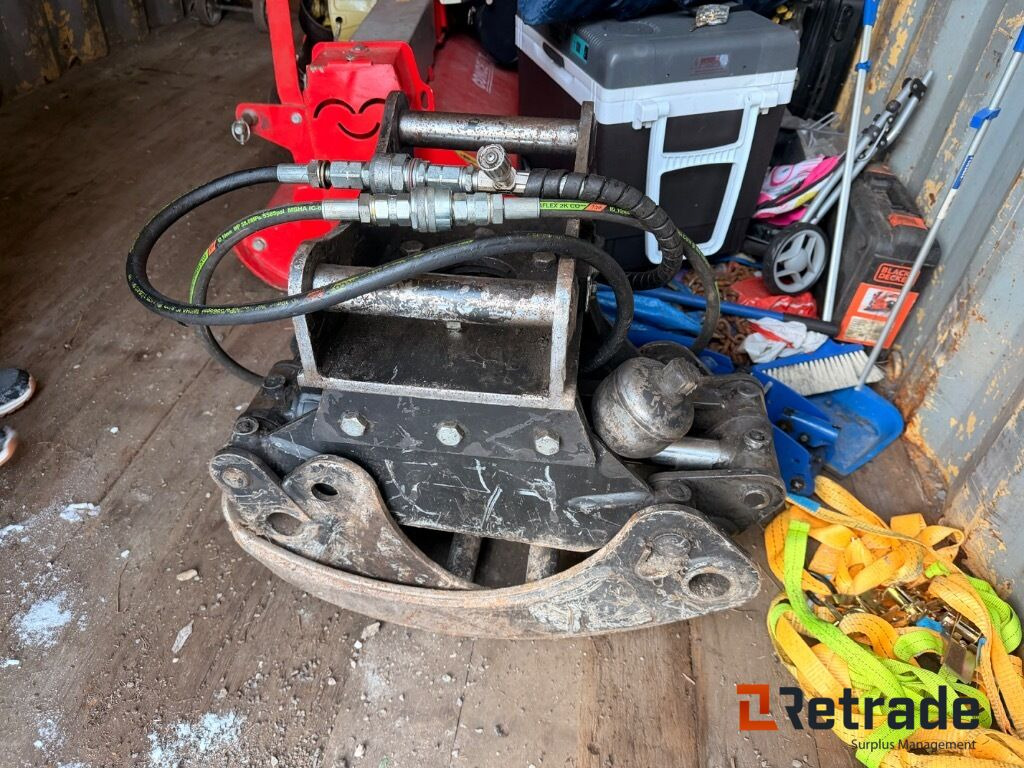 Hydraulisk klype Hymax Entreprenørgripen HHE12S30 m/ akk, - Construction equipment: picture 1 Hydraulisk klype Hymax Entreprenørgripen HHE12S30 m/ akk, - Construction equipment: picture 1