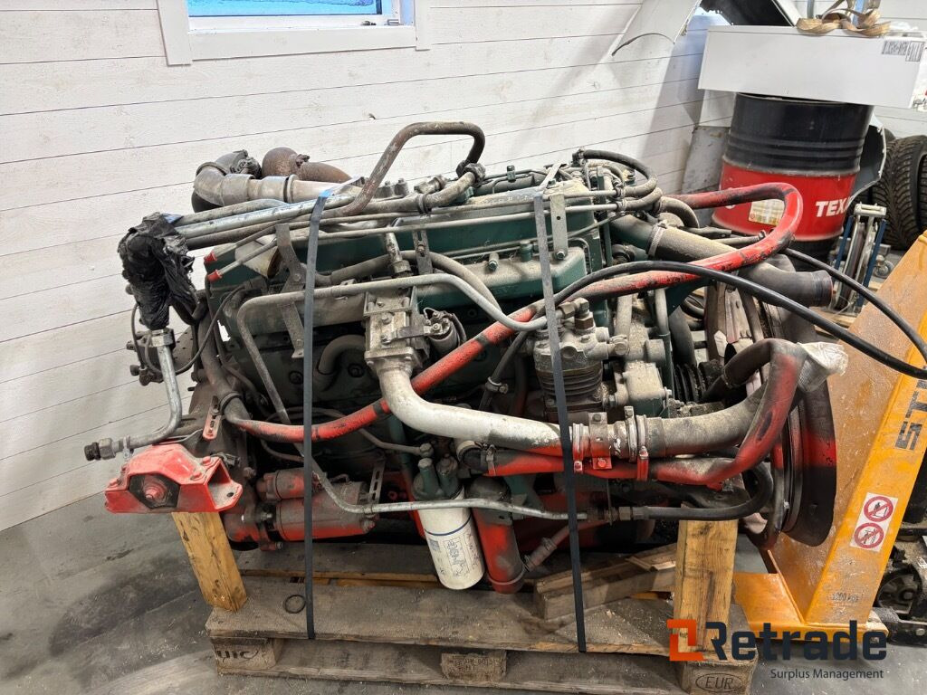 Lastbilsmotor Volvo TD61F (2800mil) - Engine for Truck: picture 1 Lastbilsmotor Volvo TD61F (2800mil) - Engine for Truck: picture 1