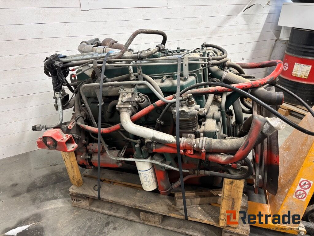 Lastbilsmotor Volvo TD61F (2800mil) - Engine for Truck: picture 2 Lastbilsmotor Volvo TD61F (2800mil) - Engine for Truck: picture 2
