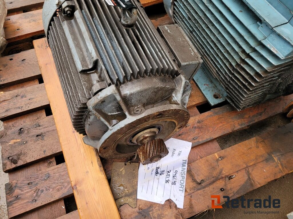 Elmotor SEW-Eurodrive RV82 DV160L4 - Other machinery: picture 2 Elmotor SEW-Eurodrive RV82 DV160L4 - Other machinery: picture 2