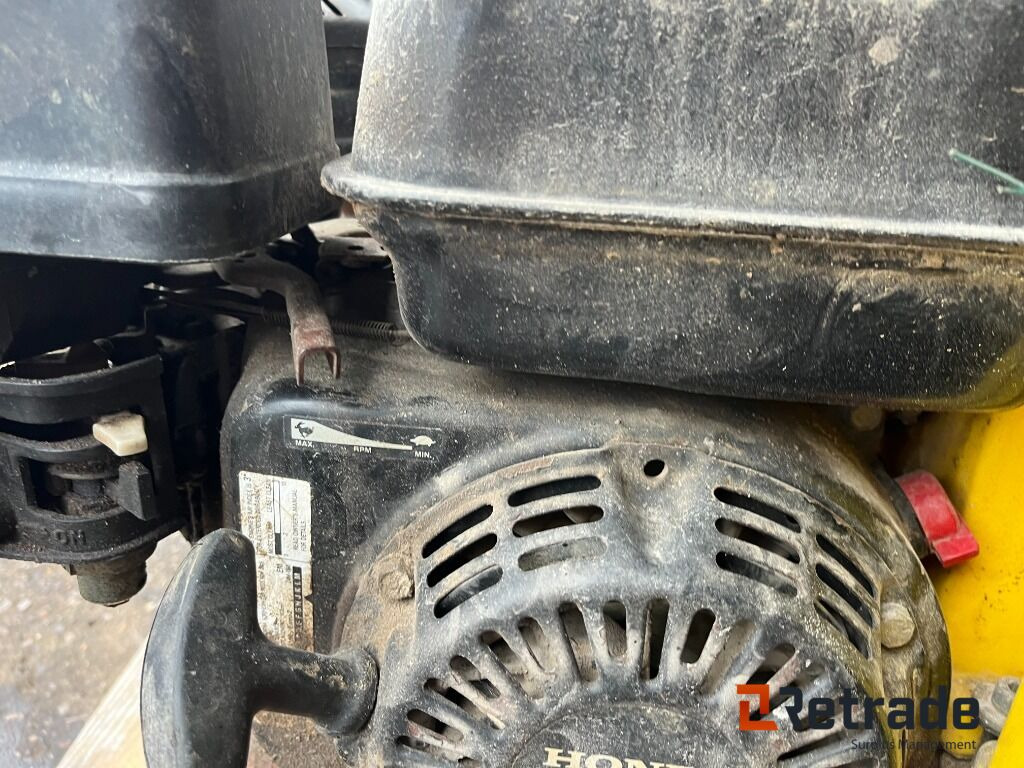 Pladevibrator Wacker/Neuson Plade vibrator - Construction equipment: picture 5 Pladevibrator Wacker/Neuson Plade vibrator - Construction equipment: picture 5