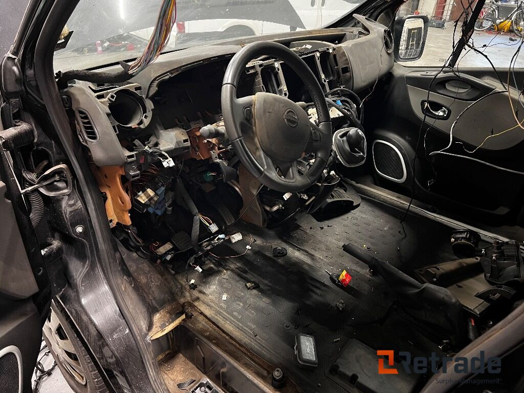Reparationsobjekt Skåpbil Nissan NV300, 2019, Manuell, Låga Mil - Car: picture 5 Reparationsobjekt Skåpbil Nissan NV300, 2019, Manuell, Låga Mil - Car: picture 5