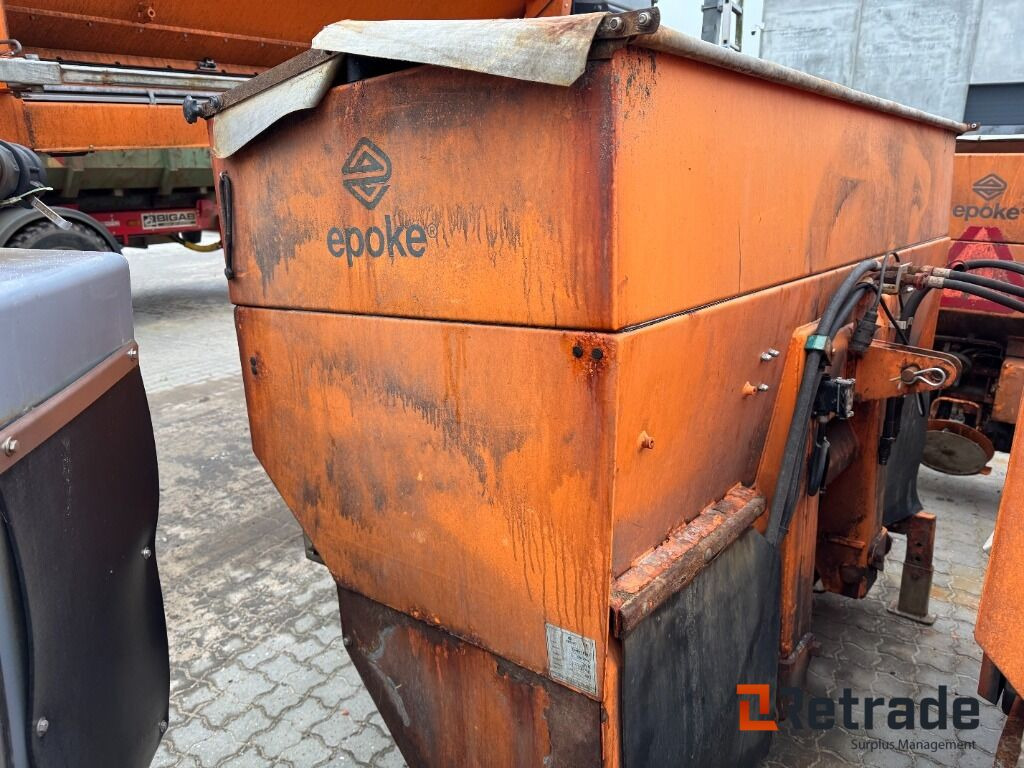 Saltspreder Epoke TP9K - Construction equipment: picture 2 Saltspreder Epoke TP9K - Construction equipment: picture 2