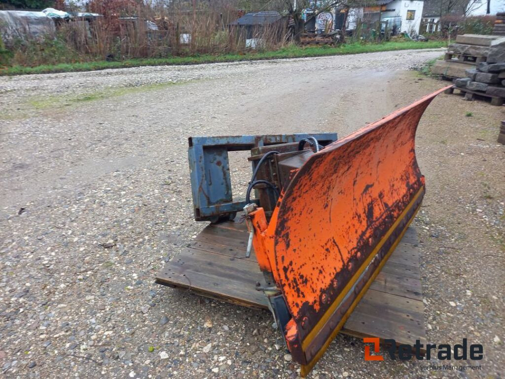 Sneplow for / snow plow - Construction equipment: picture 5 Sneplow for / snow plow - Construction equipment: picture 5