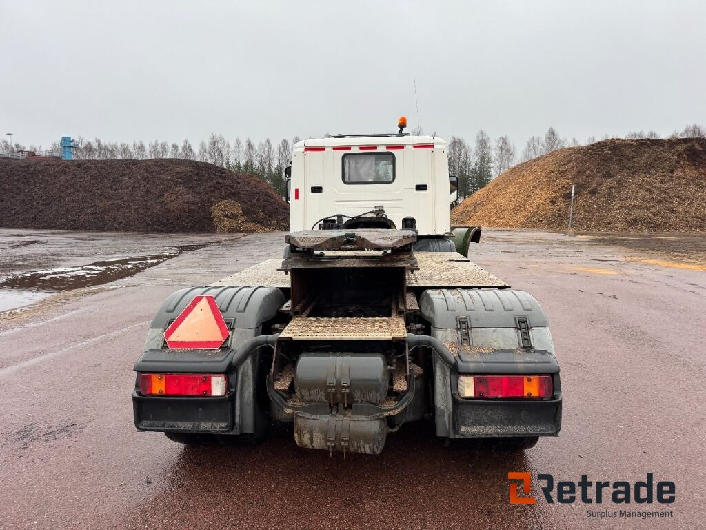 Tractor unit, Utility/ Special vehicle Dragbil Scania P94 6x2 motorredskap med plog: picture 11 Tractor unit, Utility/ Special vehicle Dragbil Scania P94 6x2 motorredskap med plog: picture 11