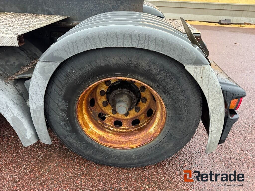 Tractor unit, Utility/ Special vehicle Dragbil Scania P94 6x2 motorredskap med plog: picture 12 Tractor unit, Utility/ Special vehicle Dragbil Scania P94 6x2 motorredskap med plog: picture 12