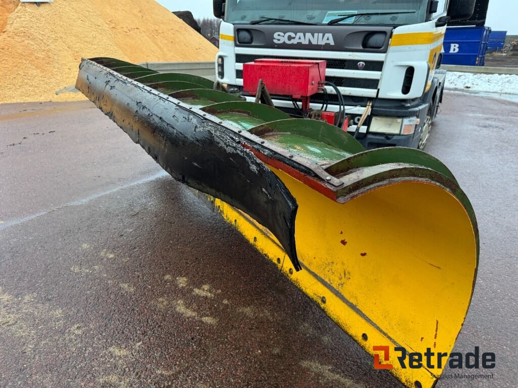 Tractor unit, Utility/ Special vehicle Dragbil Scania P94 6x2 motorredskap med plog: picture 45 Tractor unit, Utility/ Special vehicle Dragbil Scania P94 6x2 motorredskap med plog: picture 45