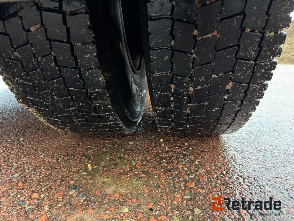 Tractor unit, Utility/ Special vehicle Dragbil Scania P94 6x2 motorredskap med plog: picture 21 Tractor unit, Utility/ Special vehicle Dragbil Scania P94 6x2 motorredskap med plog: picture 21