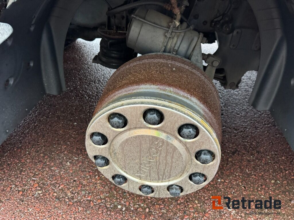 Tractor unit, Utility/ Special vehicle Dragbil Scania P94 6x2 motorredskap med plog: picture 19 Tractor unit, Utility/ Special vehicle Dragbil Scania P94 6x2 motorredskap med plog: picture 19