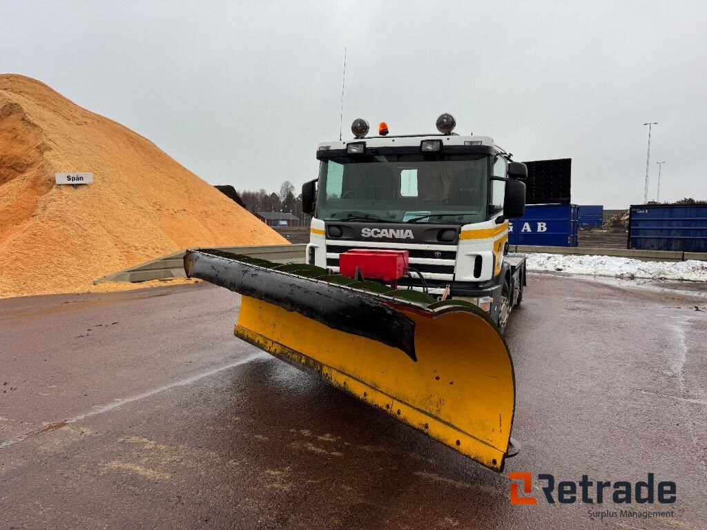 Tractor unit, Utility/ Special vehicle Dragbil Scania P94 6x2 motorredskap med plog: picture 10 Tractor unit, Utility/ Special vehicle Dragbil Scania P94 6x2 motorredskap med plog: picture 10