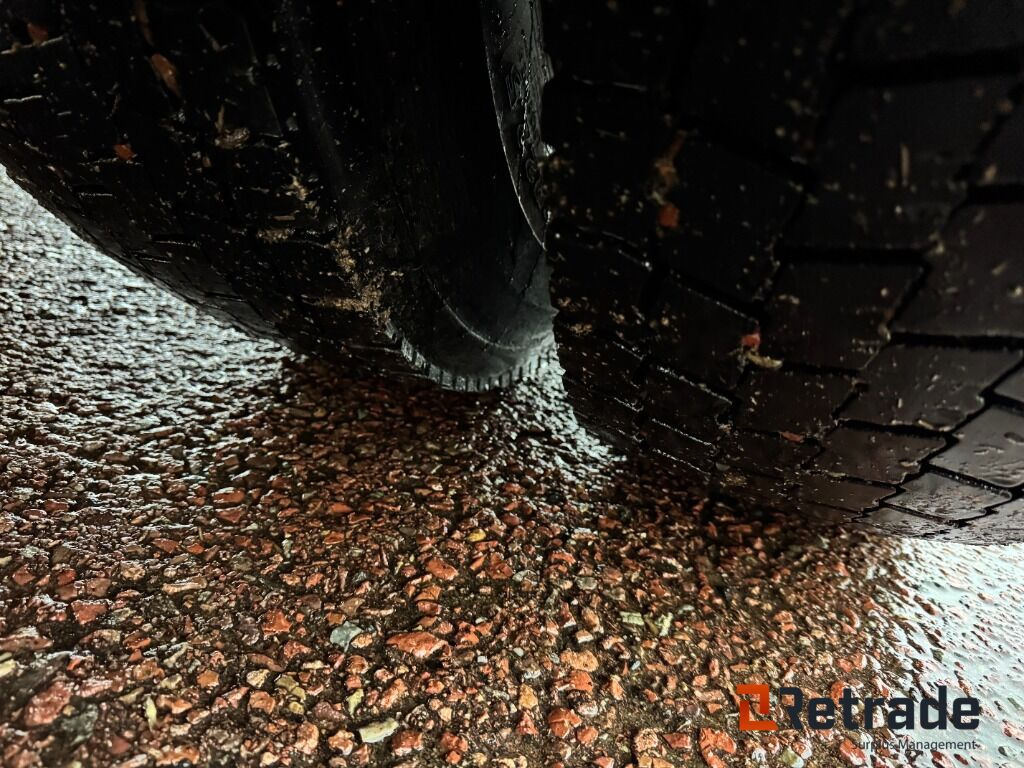 Tractor unit, Utility/ Special vehicle Dragbil Scania P94 6x2 motorredskap med plog: picture 13 Tractor unit, Utility/ Special vehicle Dragbil Scania P94 6x2 motorredskap med plog: picture 13