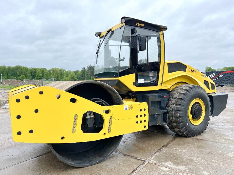 Bomag BW226-5CL - New / Unused - Roller: picture 2 Bomag BW226-5CL - New / Unused - Roller: picture 2