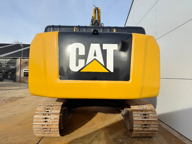 Cat 330FLN - German Machine / Triple Boom / OilQuick - Crawler excavator: picture 5 Cat 330FLN - German Machine / Triple Boom / OilQuick - Crawler excavator: picture 5