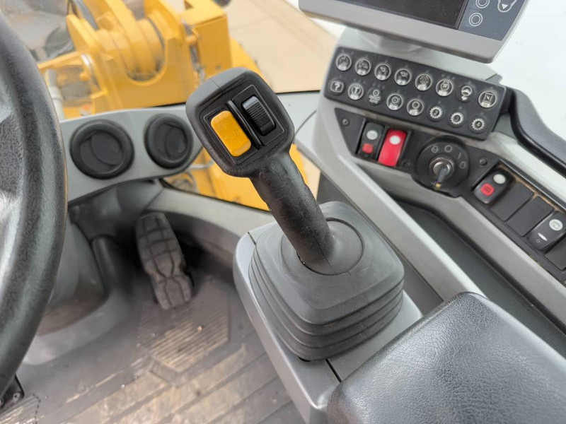 Wheel loader Cat 938K - German German / Backup Camera: picture 10 Wheel loader Cat 938K - German German / Backup Camera: picture 10