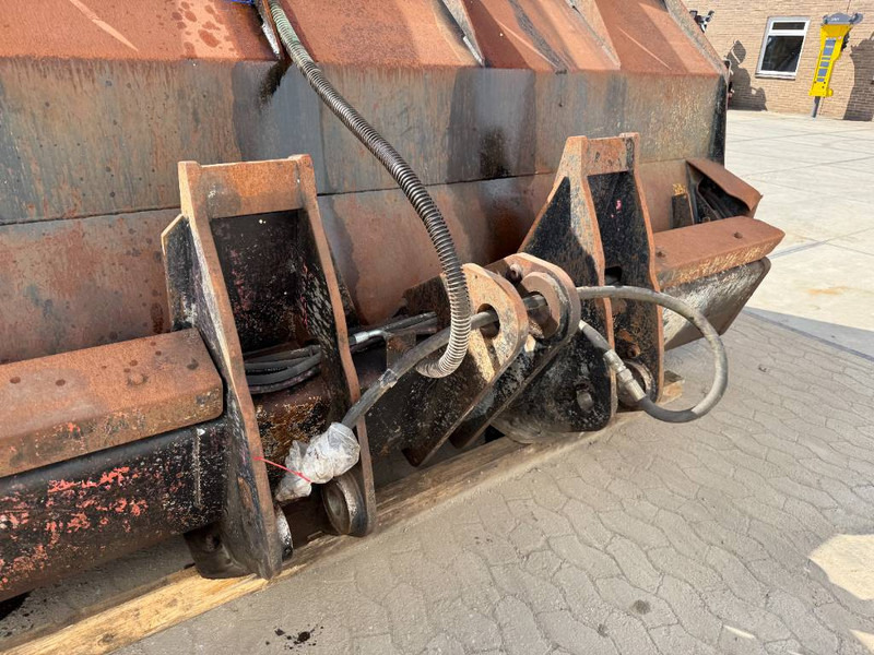 Bucket for Construction machinery Cat 950M 966M - (Ulrich) High-Tip Bucket / 6.5m³: picture 8