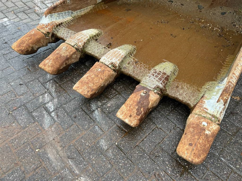 Large Bucket CW70 - CAT 365 - Bucket for Construction machinery: picture 5 Large Bucket CW70 - CAT 365 - Bucket for Construction machinery: picture 5