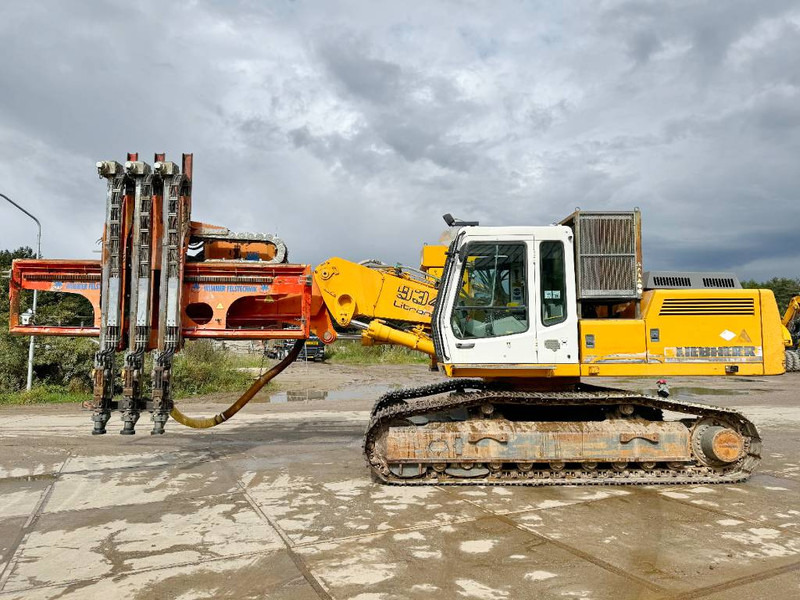 Liebherr R934 HDS + Wimmer Drill / 3 Tamrock HE122 - Crawler excavator: picture 1 Liebherr R934 HDS + Wimmer Drill / 3 Tamrock HE122 - Crawler excavator: picture 1