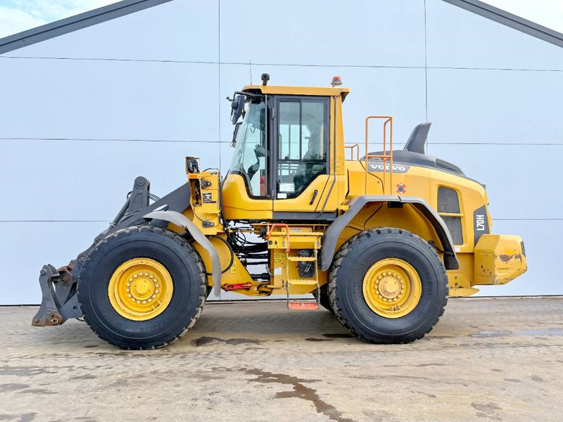 Volvo L70H - 3rd Function / Weight System - Wheel loader: picture 3 Volvo L70H - 3rd Function / Weight System - Wheel loader: picture 3