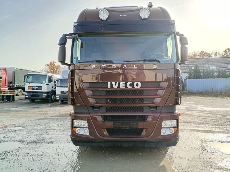 Iveco AS260S42Y/FS mit Kran BDF - Curtainsider truck, Crane truck: picture 4 Iveco AS260S42Y/FS mit Kran BDF - Curtainsider truck, Crane truck: picture 4