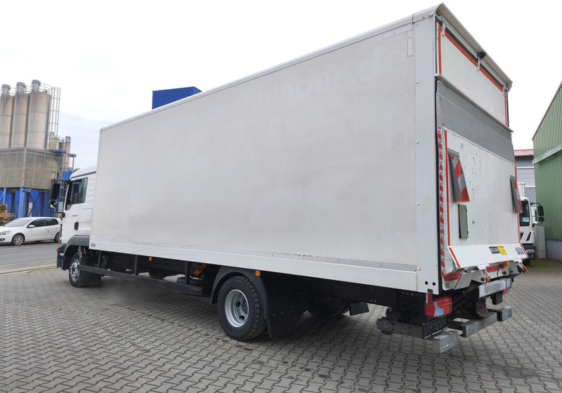 MAN TGL 12.250 Koffer Gr. Haus 3-Sitzer Euro 6 AHK LBW - Box truck: picture 3 MAN TGL 12.250 Koffer Gr. Haus 3-Sitzer Euro 6 AHK LBW - Box truck: picture 3