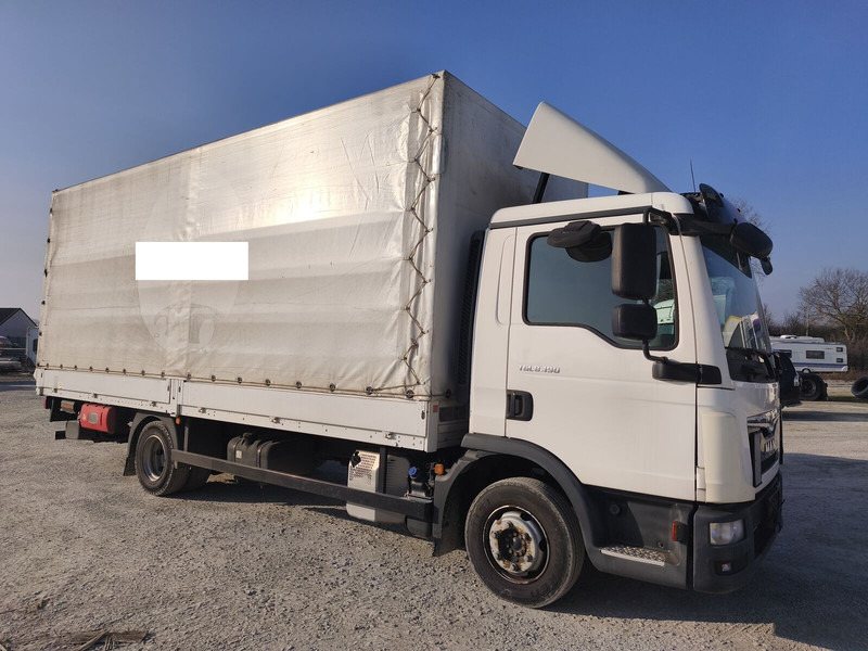 MAN TGL 8.190 Pritsche / Plane 3-Sitzer Euro 6 4x2 LBW AHK (57) - Curtainsider truck: picture 2 MAN TGL 8.190 Pritsche / Plane 3-Sitzer Euro 6 4x2 LBW AHK (57) - Curtainsider truck: picture 2