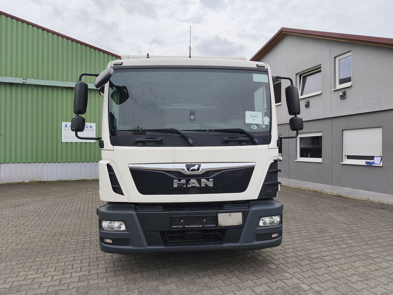 MAN TGL 8.190 TÜV NEU - Box truck: picture 3 MAN TGL 8.190 TÜV NEU - Box truck: picture 3