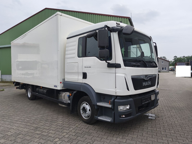 MAN TGL 8.190 gFH Koffer LBW AHK Euro 6 4x2 (14) - Box truck: picture 2 MAN TGL 8.190 gFH Koffer LBW AHK Euro 6 4x2 (14) - Box truck: picture 2