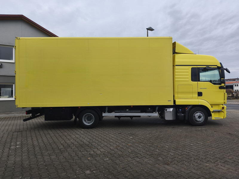 MAN TGL 8.220 - Box truck: picture 4 MAN TGL 8.220 - Box truck: picture 4